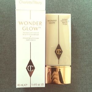 Charlotte Tilbury Wonder glow face primer